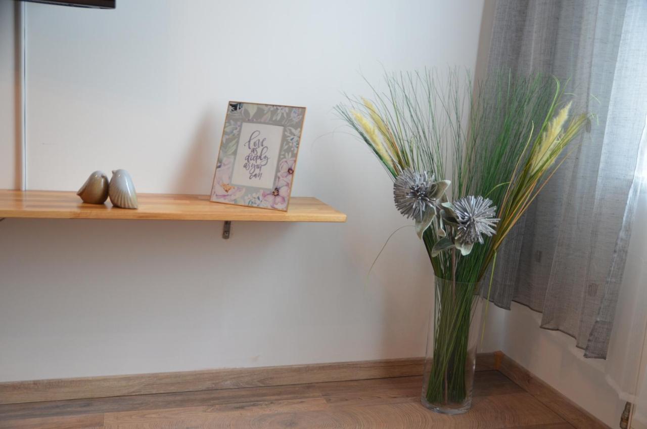 Vega - Free Parking - Self Checkin Apartment Graz Bagian luar foto