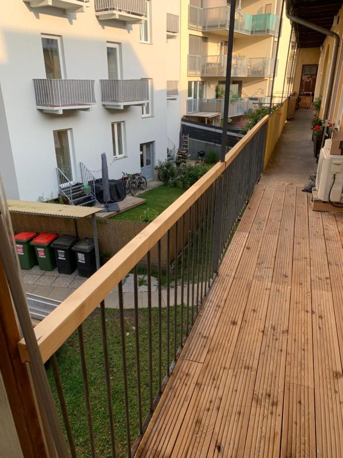 Vega - Free Parking - Self Checkin Apartment Graz Bagian luar foto
