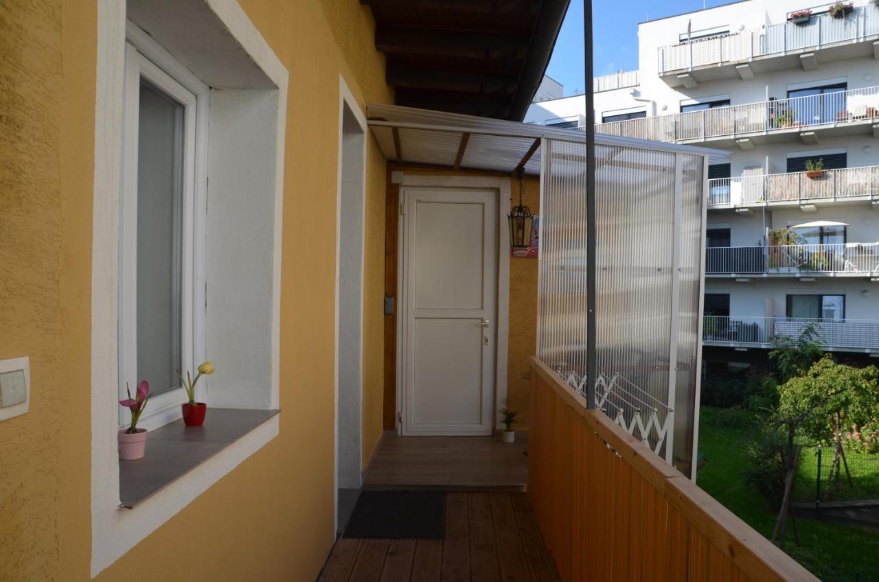 Vega - Free Parking - Self Checkin Apartment Graz Bagian luar foto