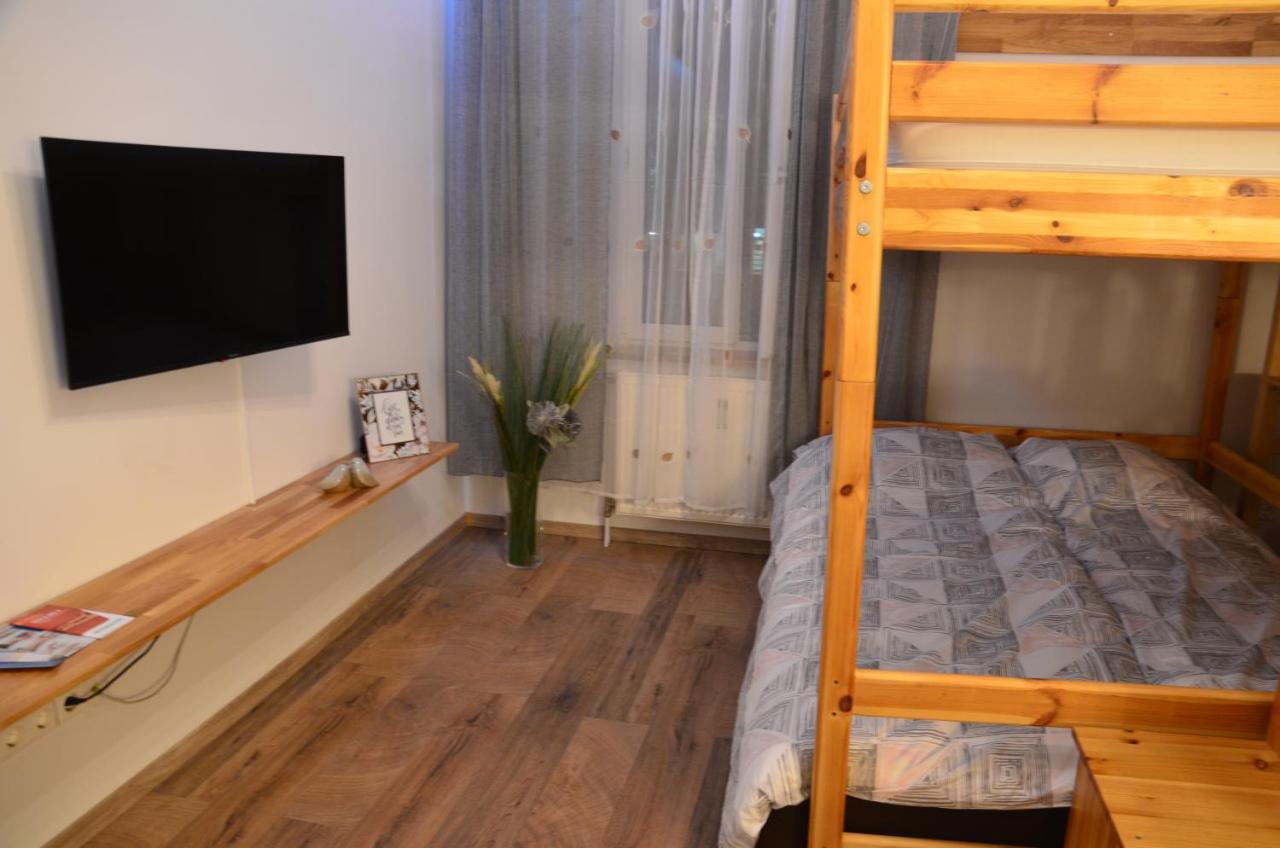 Vega - Free Parking - Self Checkin Apartment Graz Bagian luar foto