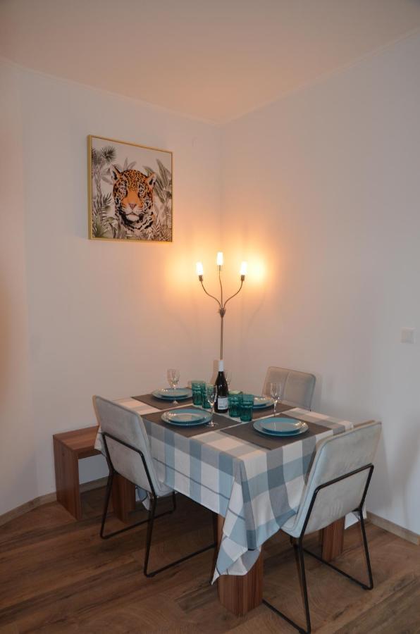 Vega - Free Parking - Self Checkin Apartment Graz Bagian luar foto