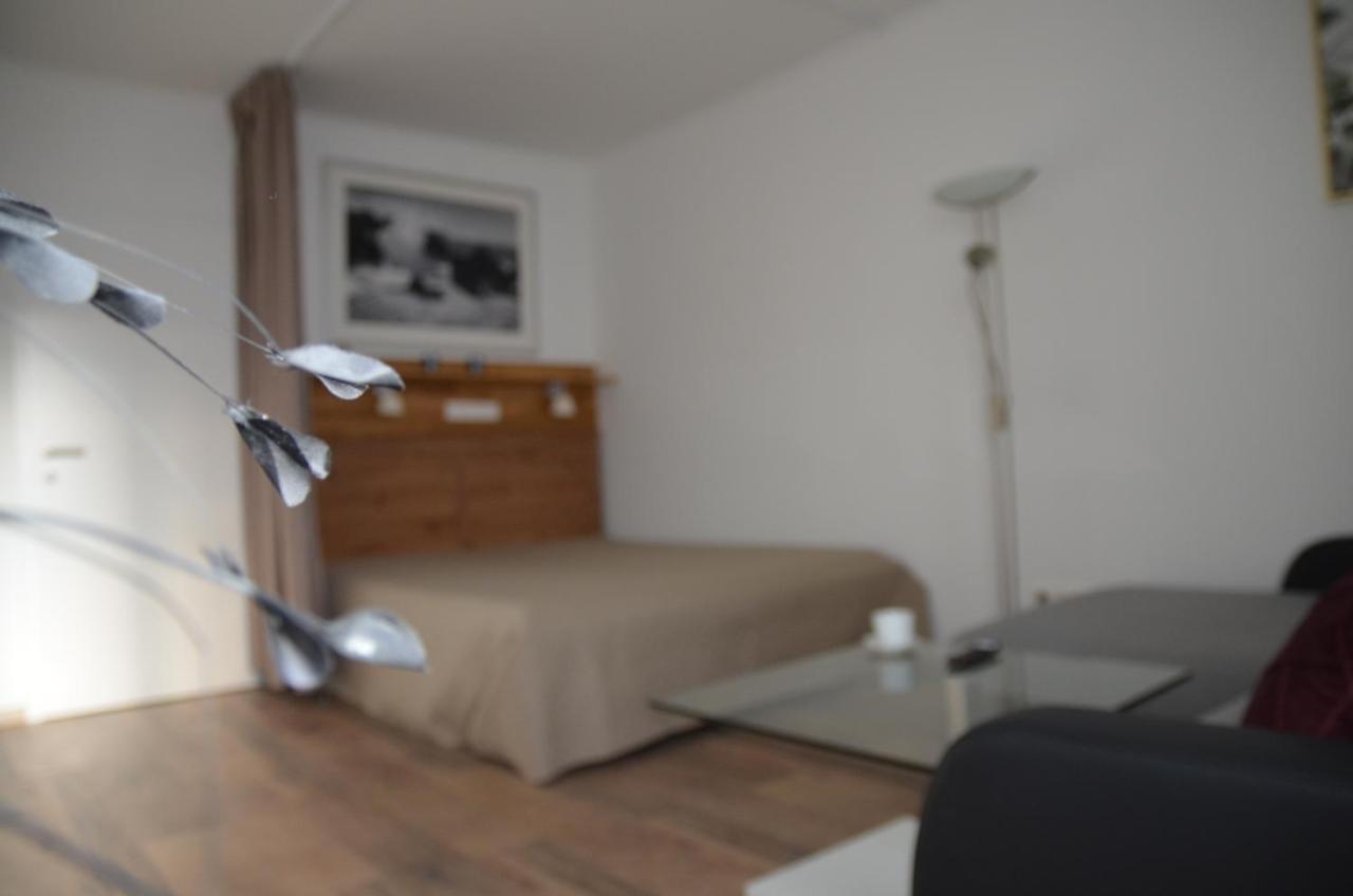 Vega - Free Parking - Self Checkin Apartment Graz Bagian luar foto