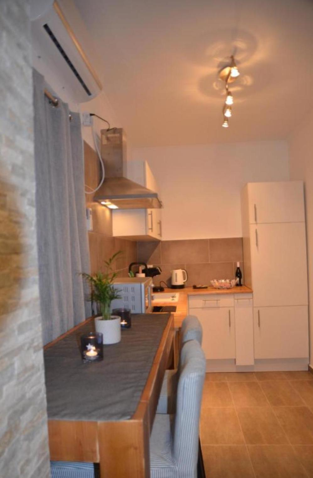 Vega - Free Parking - Self Checkin Apartment Graz Bagian luar foto