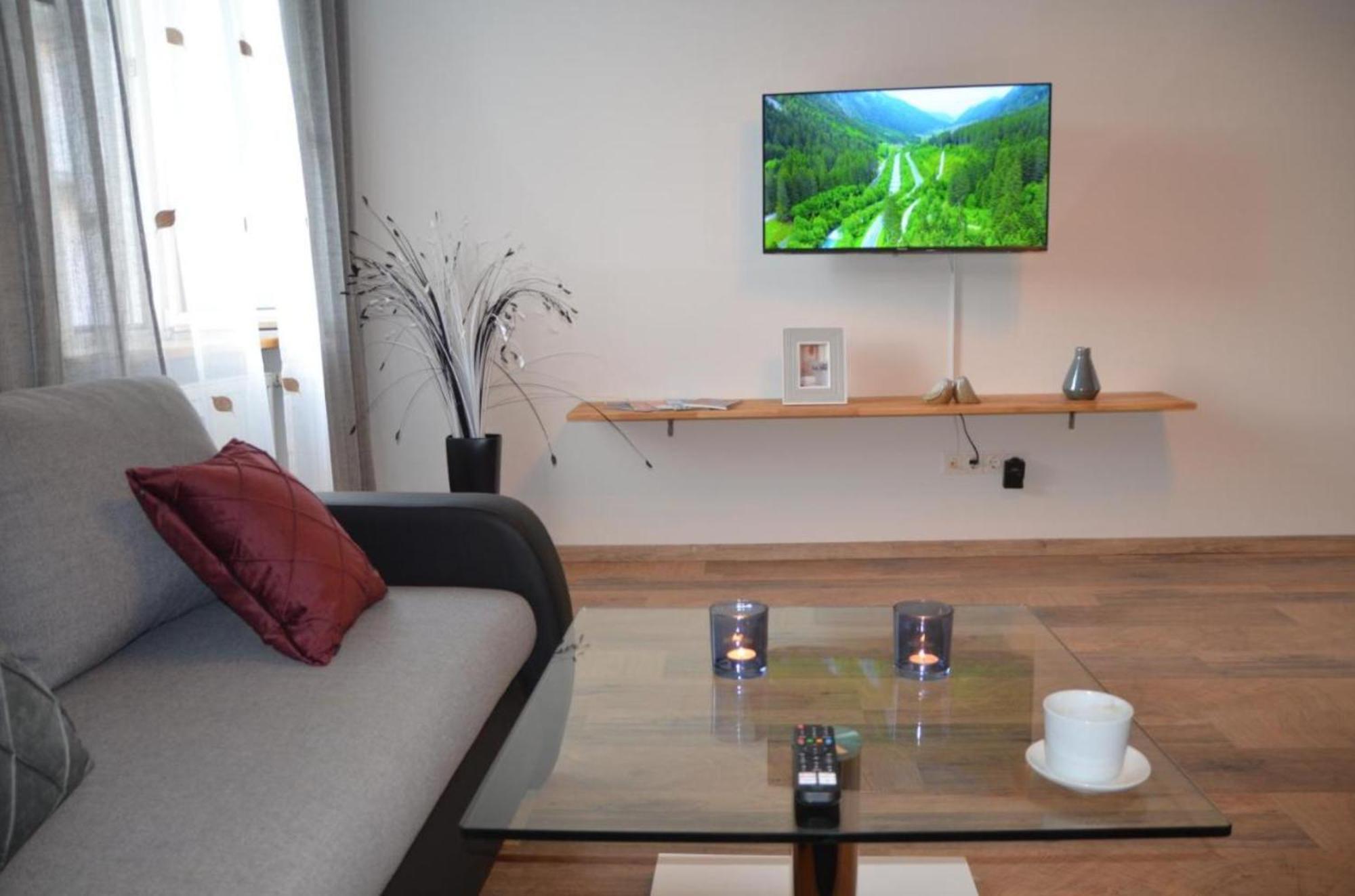 Vega - Free Parking - Self Checkin Apartment Graz Bagian luar foto